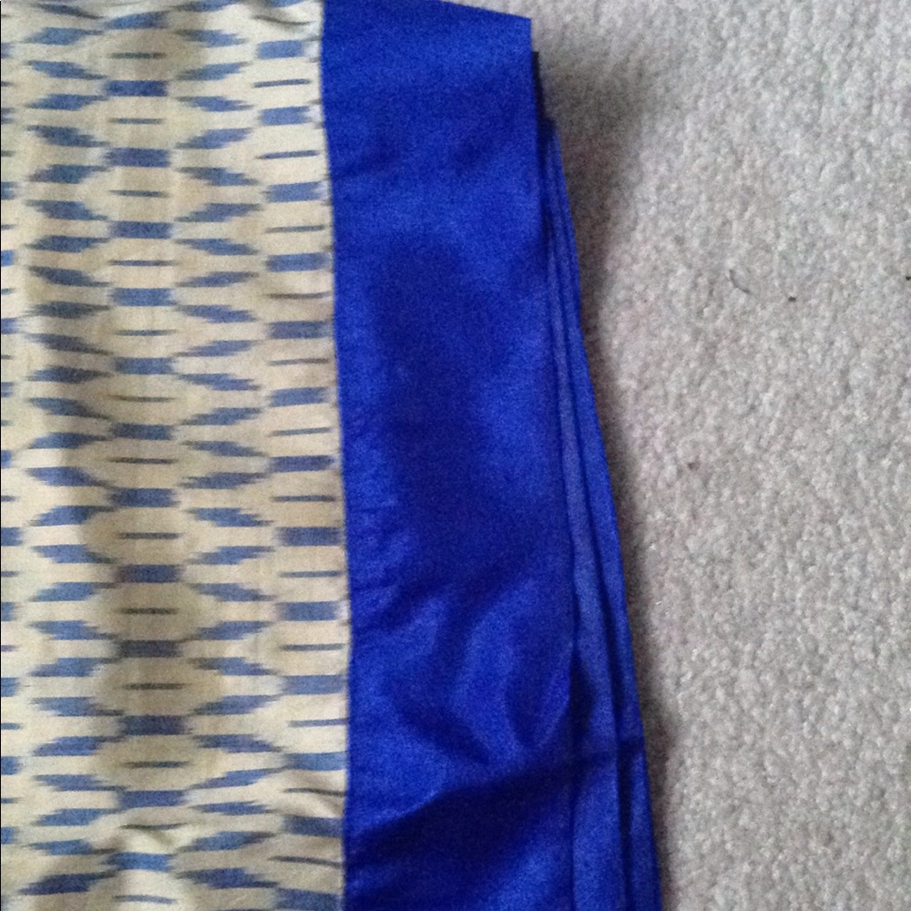Scarf - Picture 2 of 5